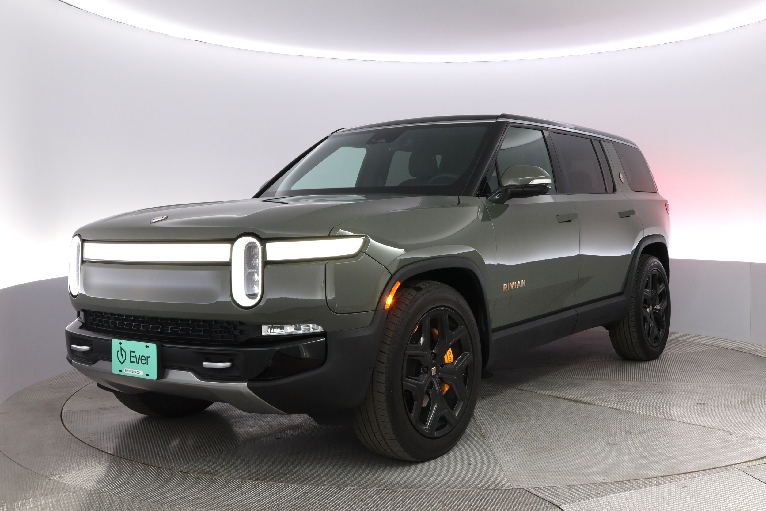 2022 Rivian R1S Launch Edition