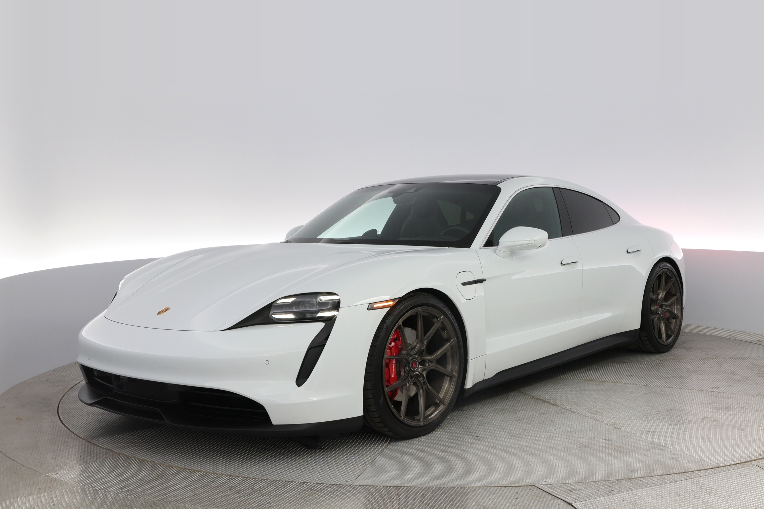 2021 Porsche Taycan S's photo