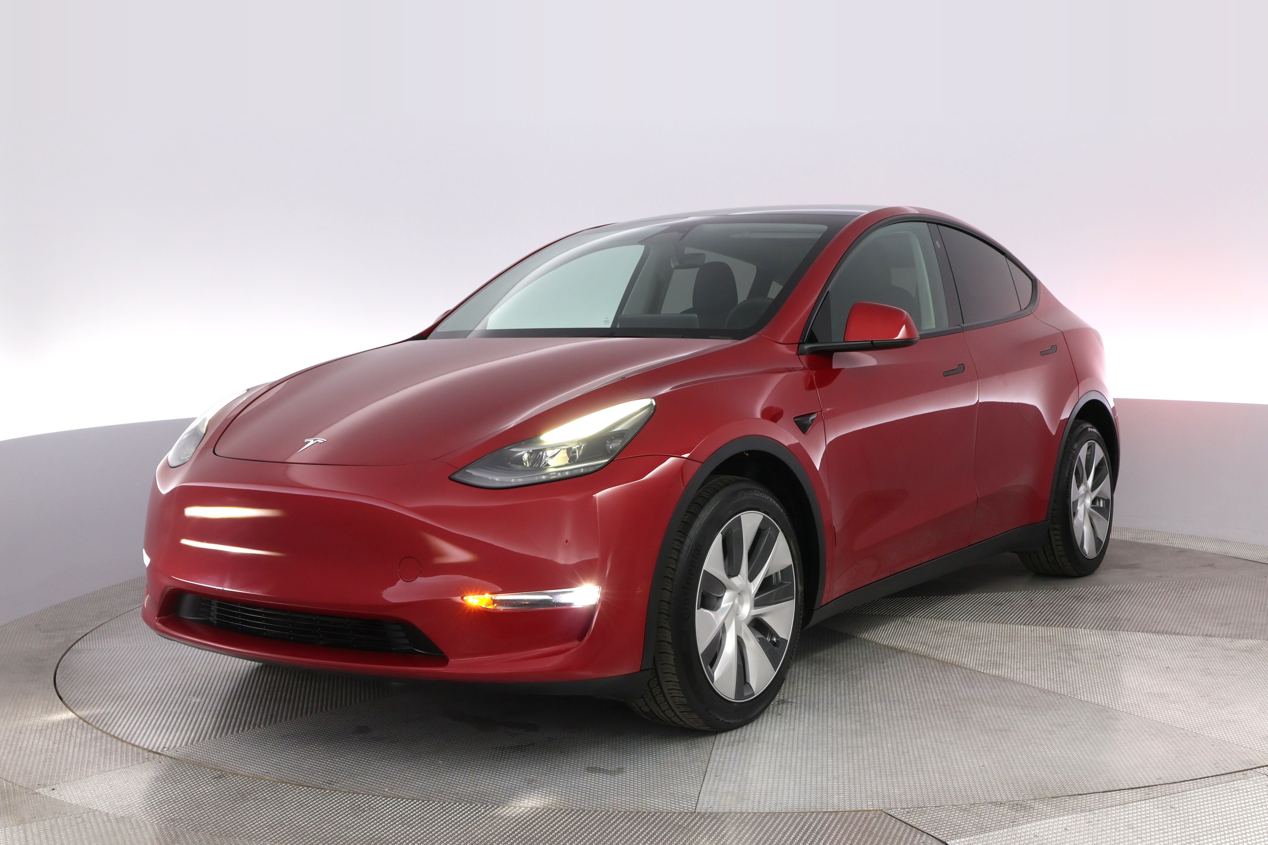 2023 Tesla Model Y Long Range's photo