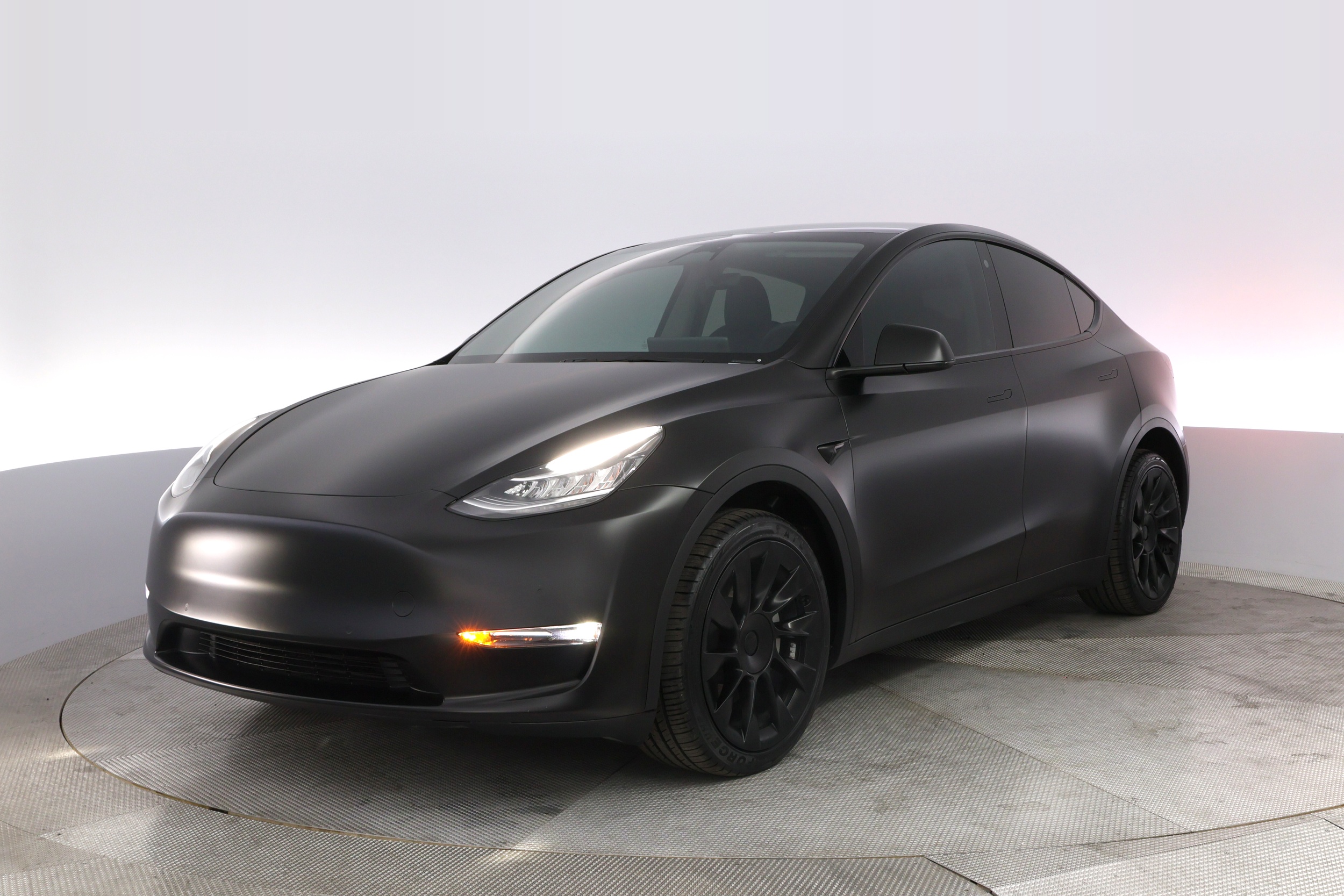 2022 Tesla Model Y Long Range's photo