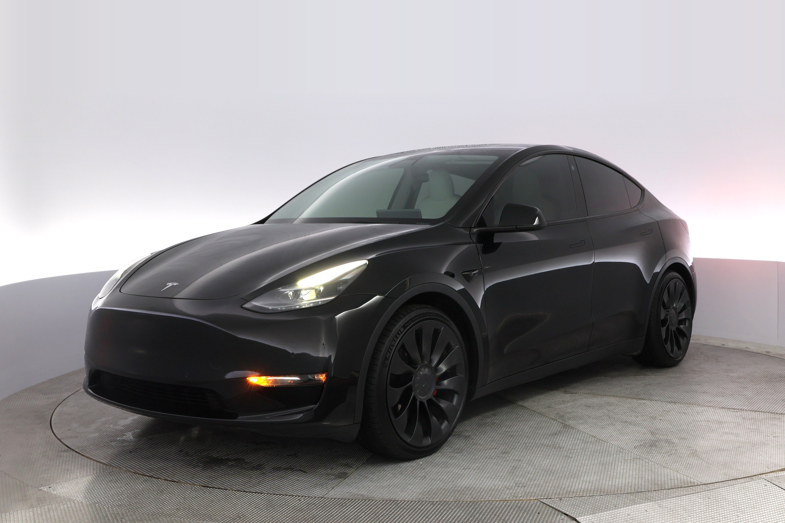 2022 Tesla Model Y Performance's photo