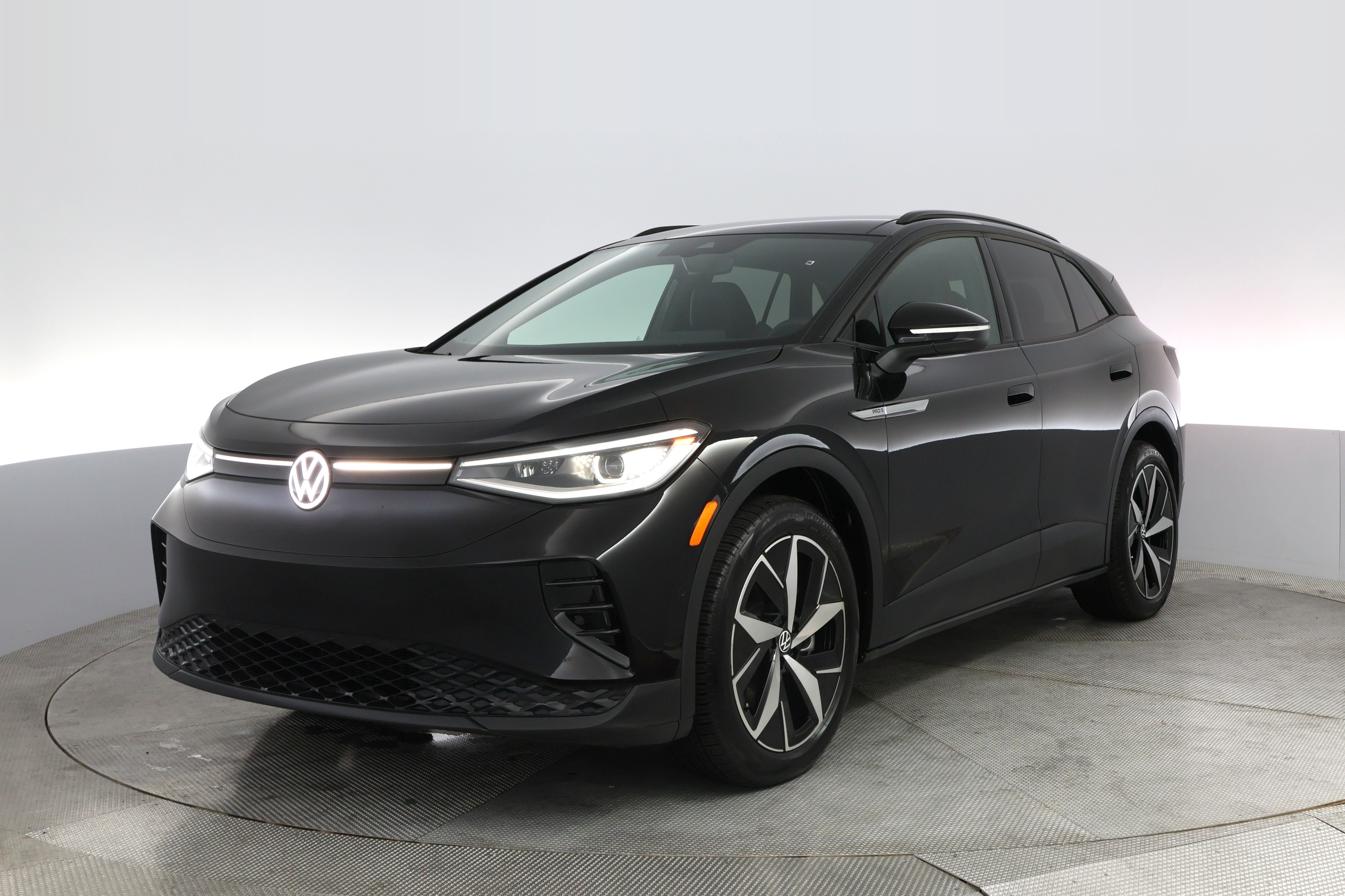 2025 Volkswagen ID.4 PRO S's photo