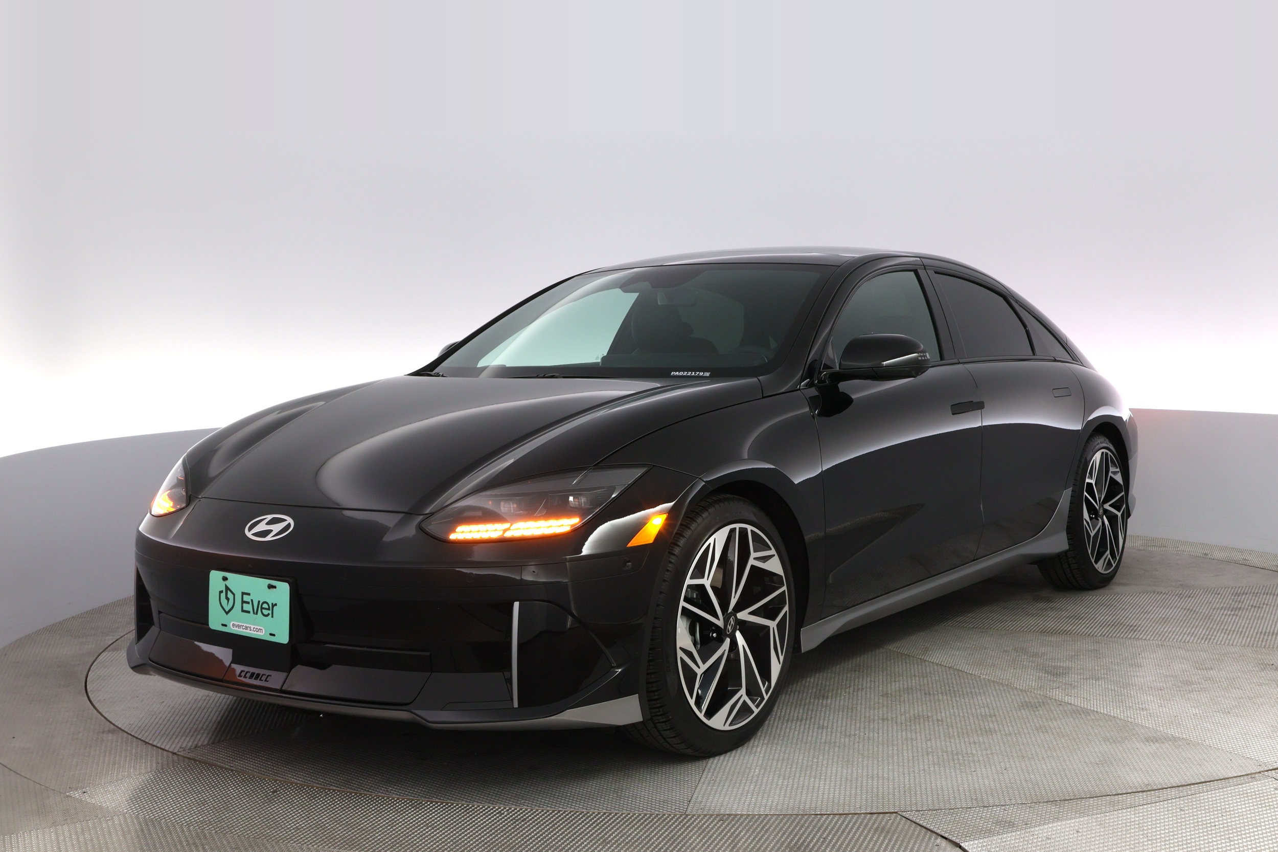 2023 Hyundai Ioniq 6 Limited's photo