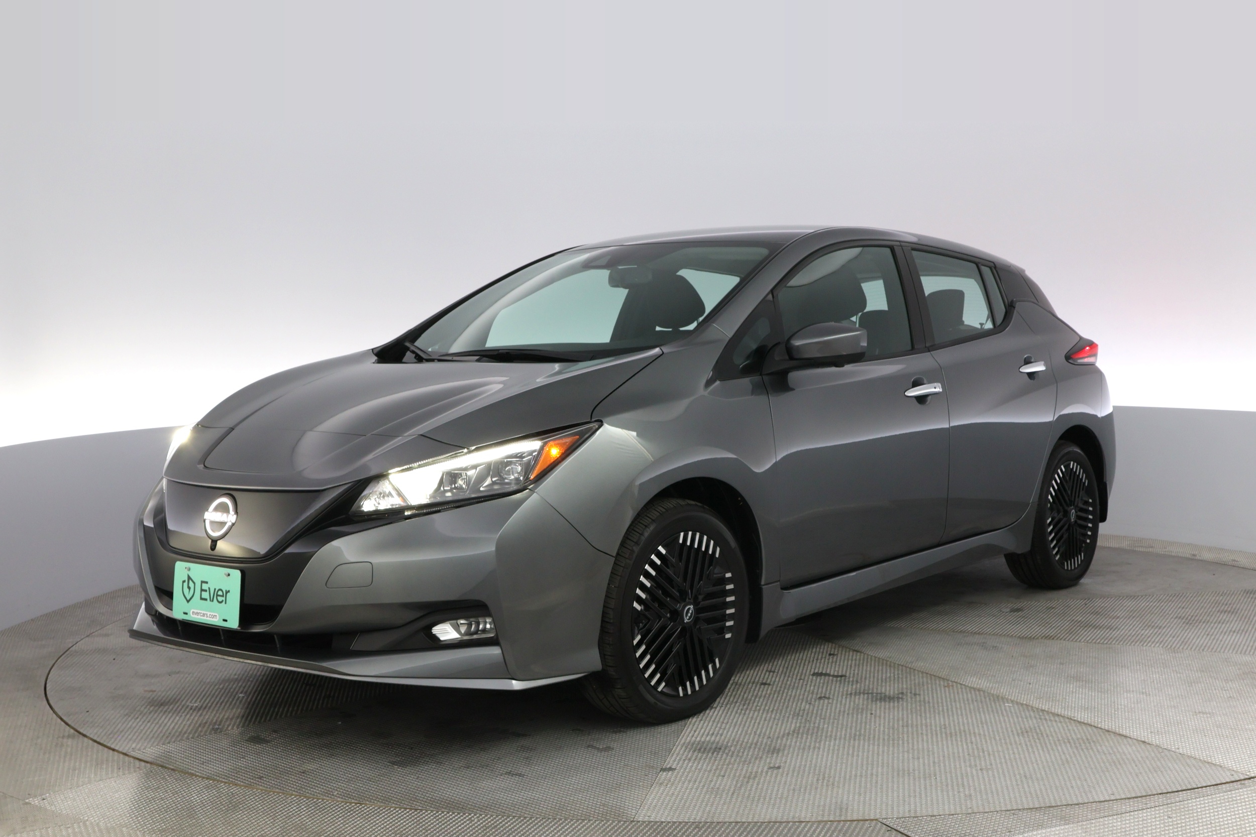 2024 Nissan LEAF SV PLUS's photo