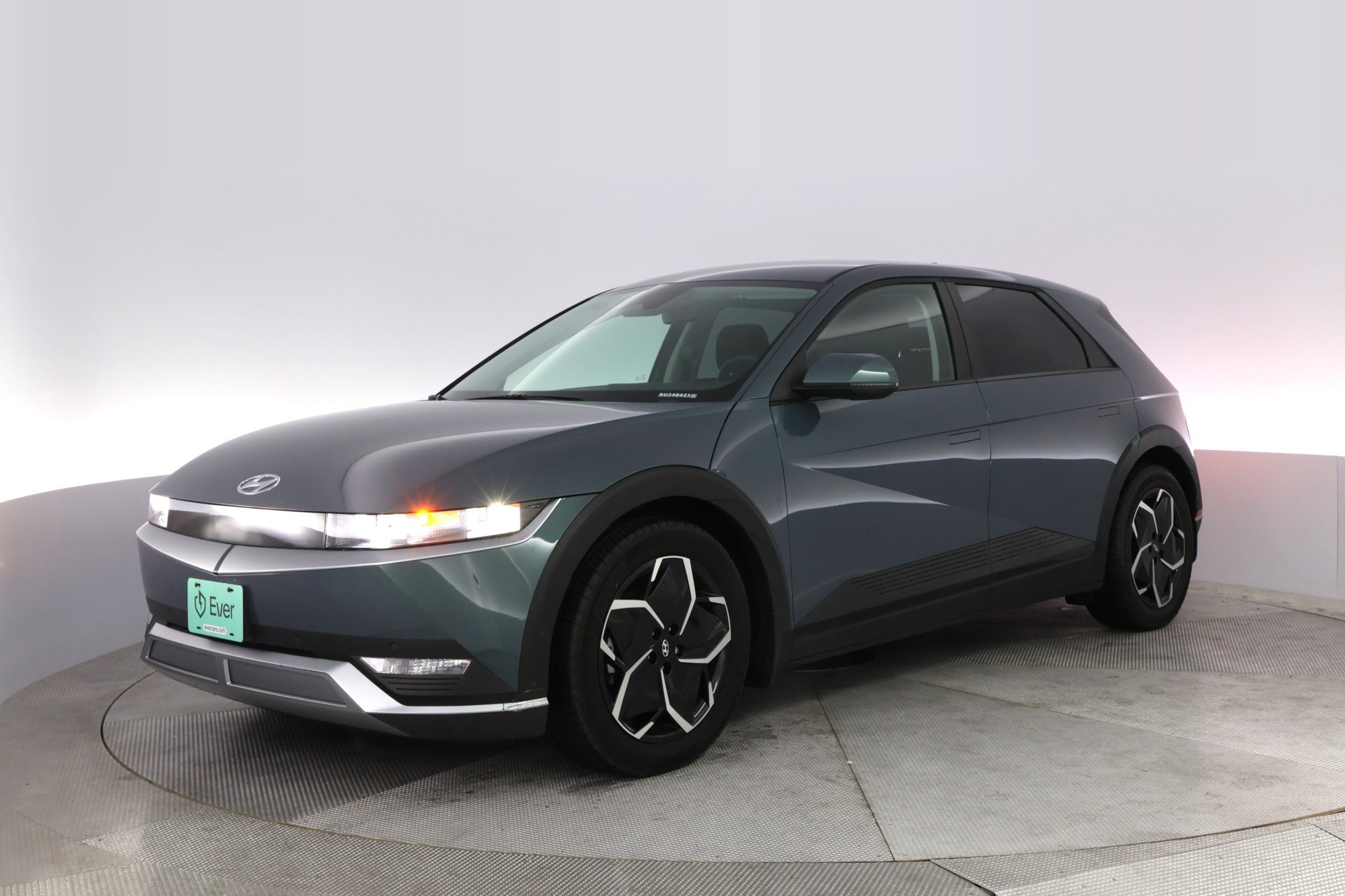 2024 Hyundai IONIQ 5 SEL's photo