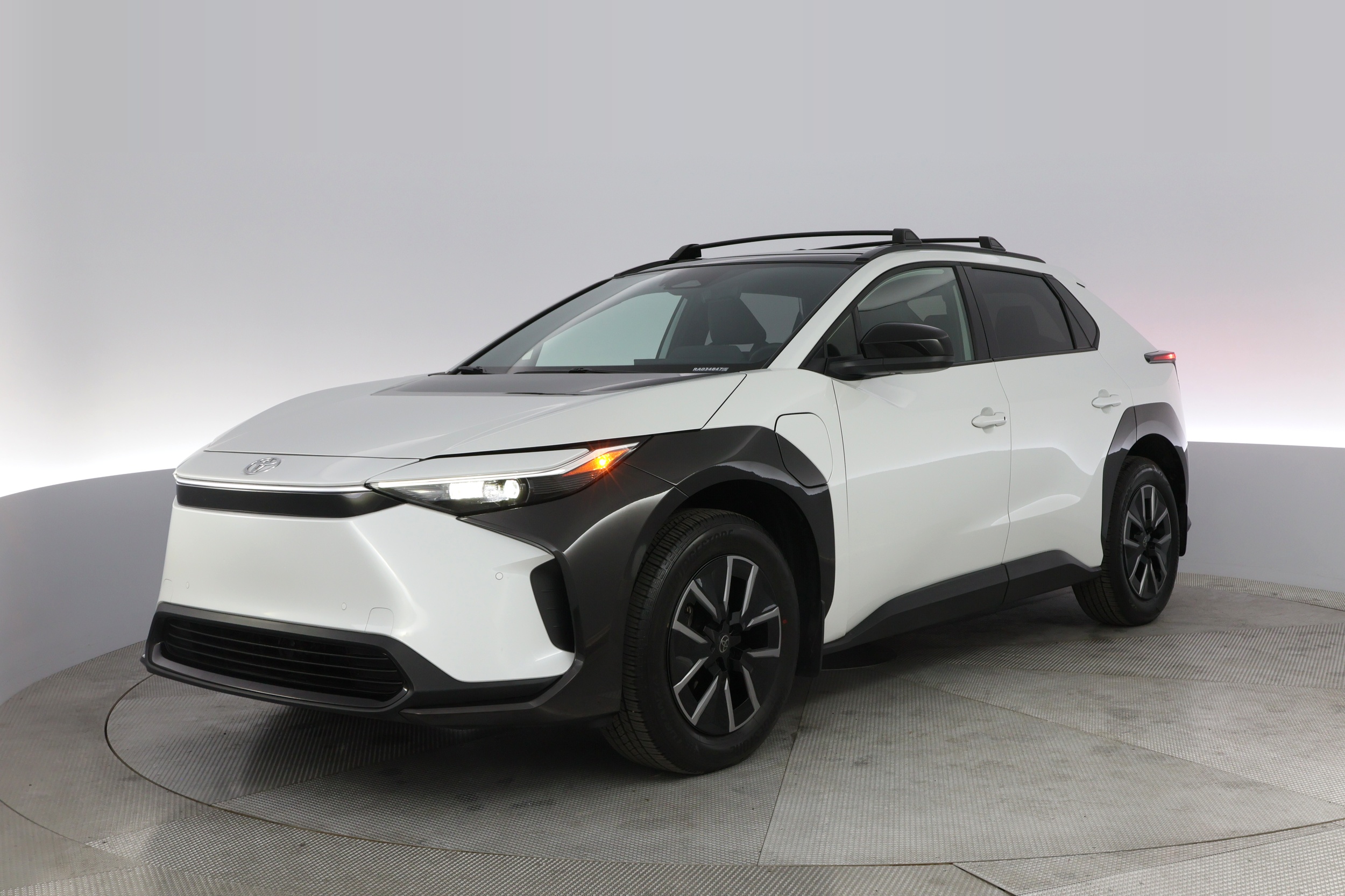 2024 Toyota bZ4X XLE
