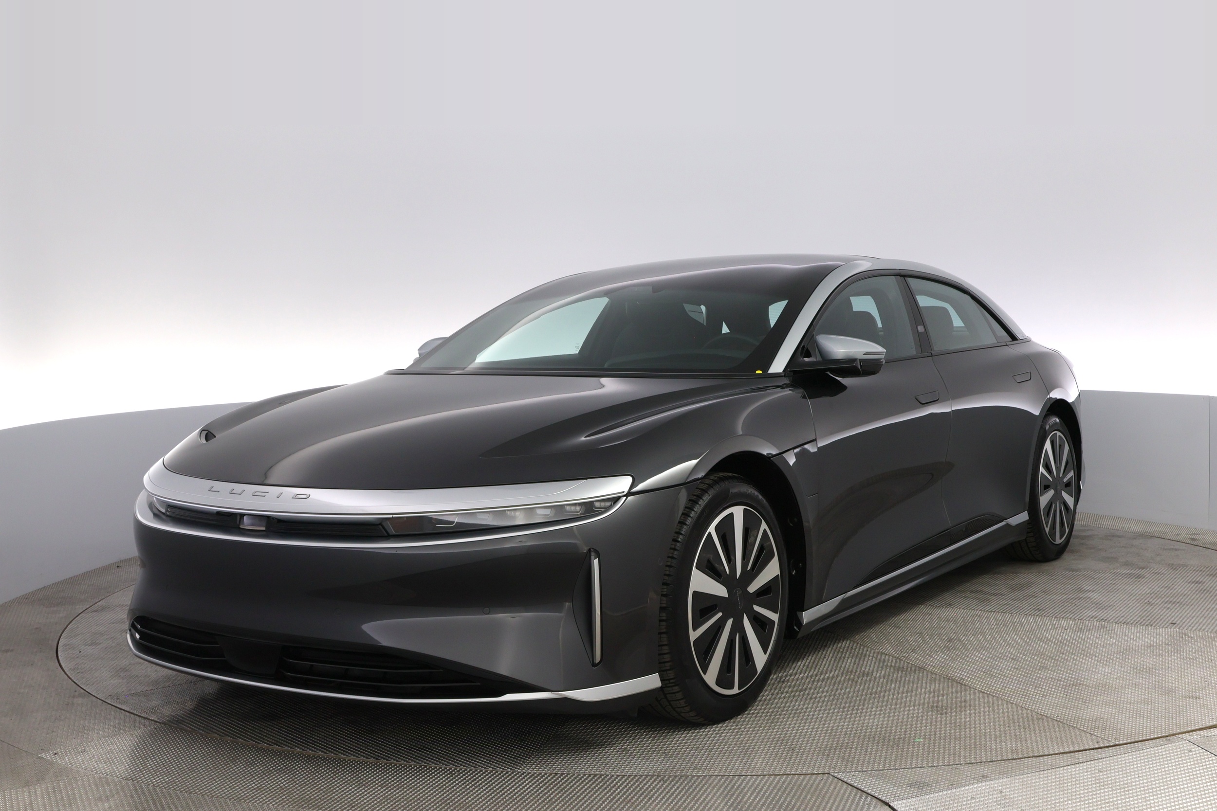 2023 Lucid Air Grand Touring's photo