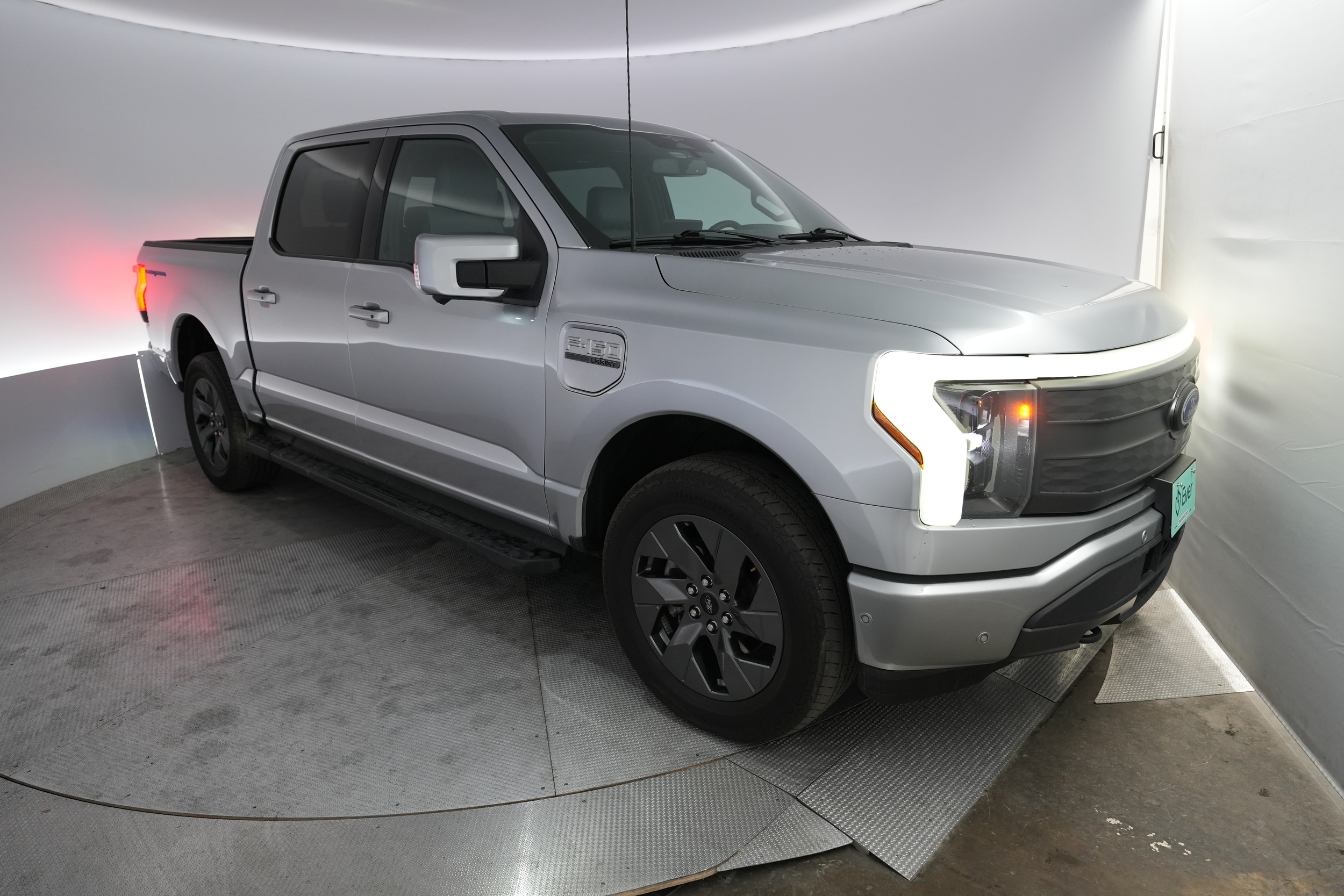 2023 Ford F-150 Lariat 4x4 SuperCrew 5-1/2 Box's photo