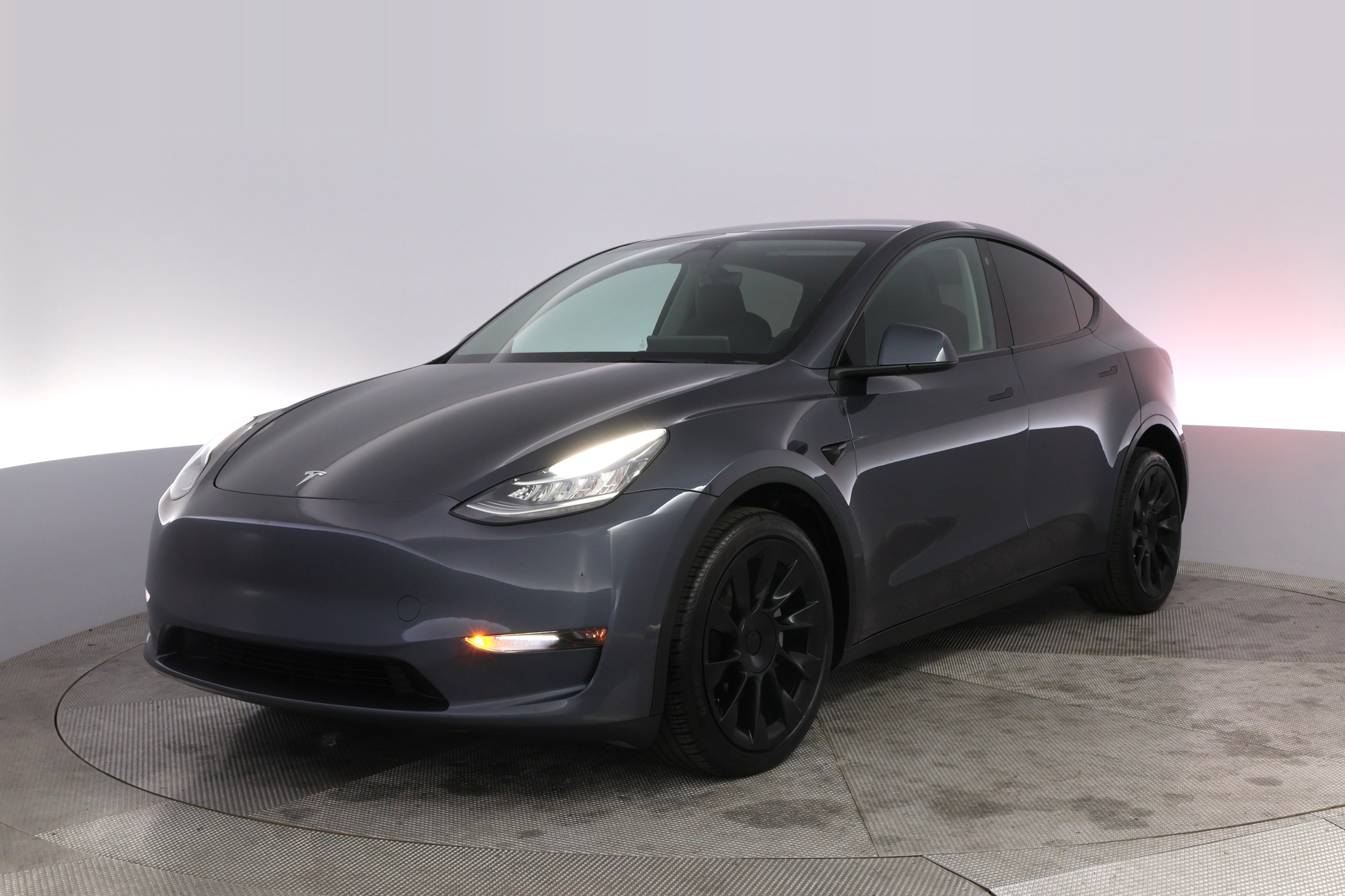 2023 Tesla Model Y Long Range Dual Motor All-Wheel Drive's photo