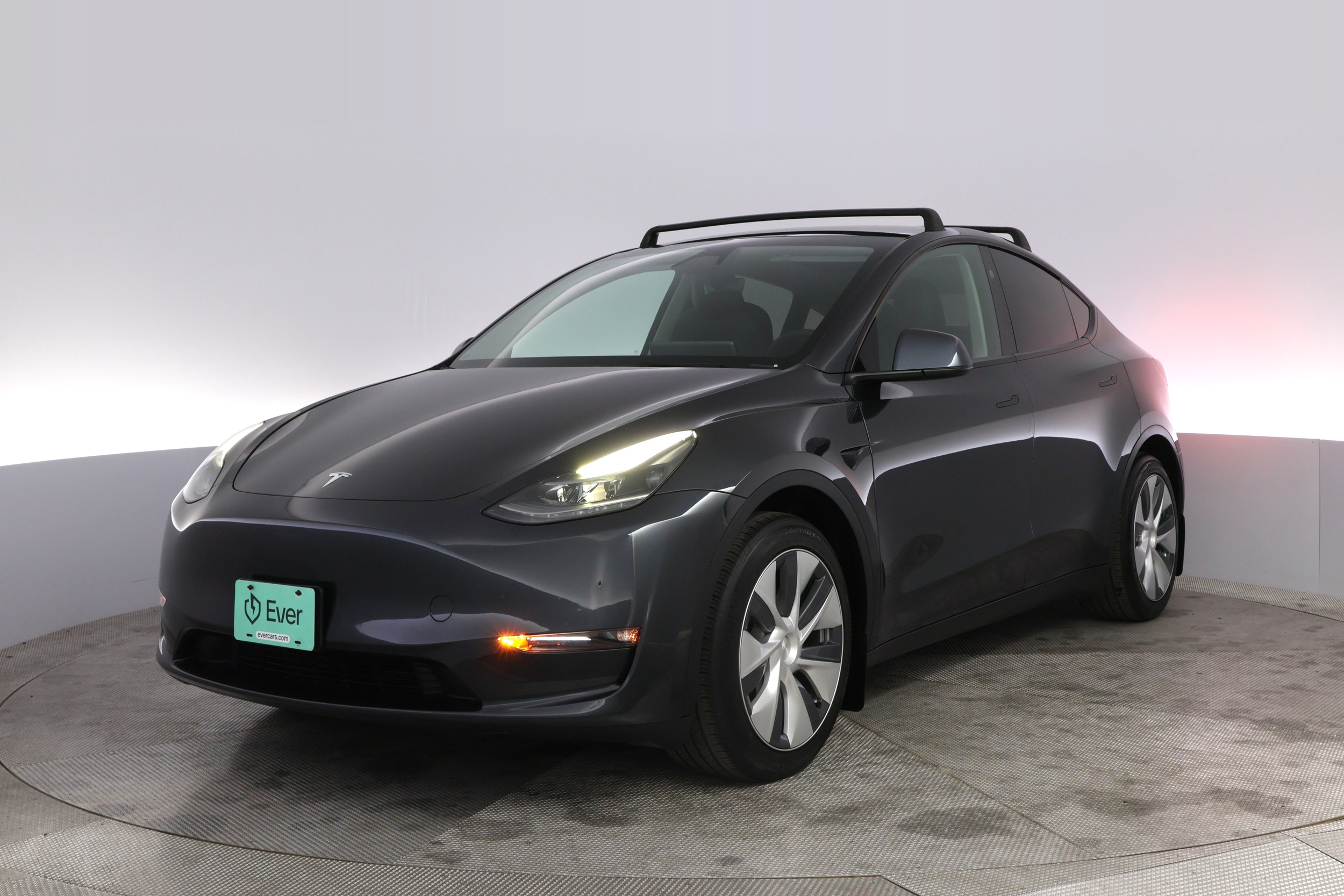 2024 Tesla Model Y Long Range Dual Motor All-Wheel Drive's photo