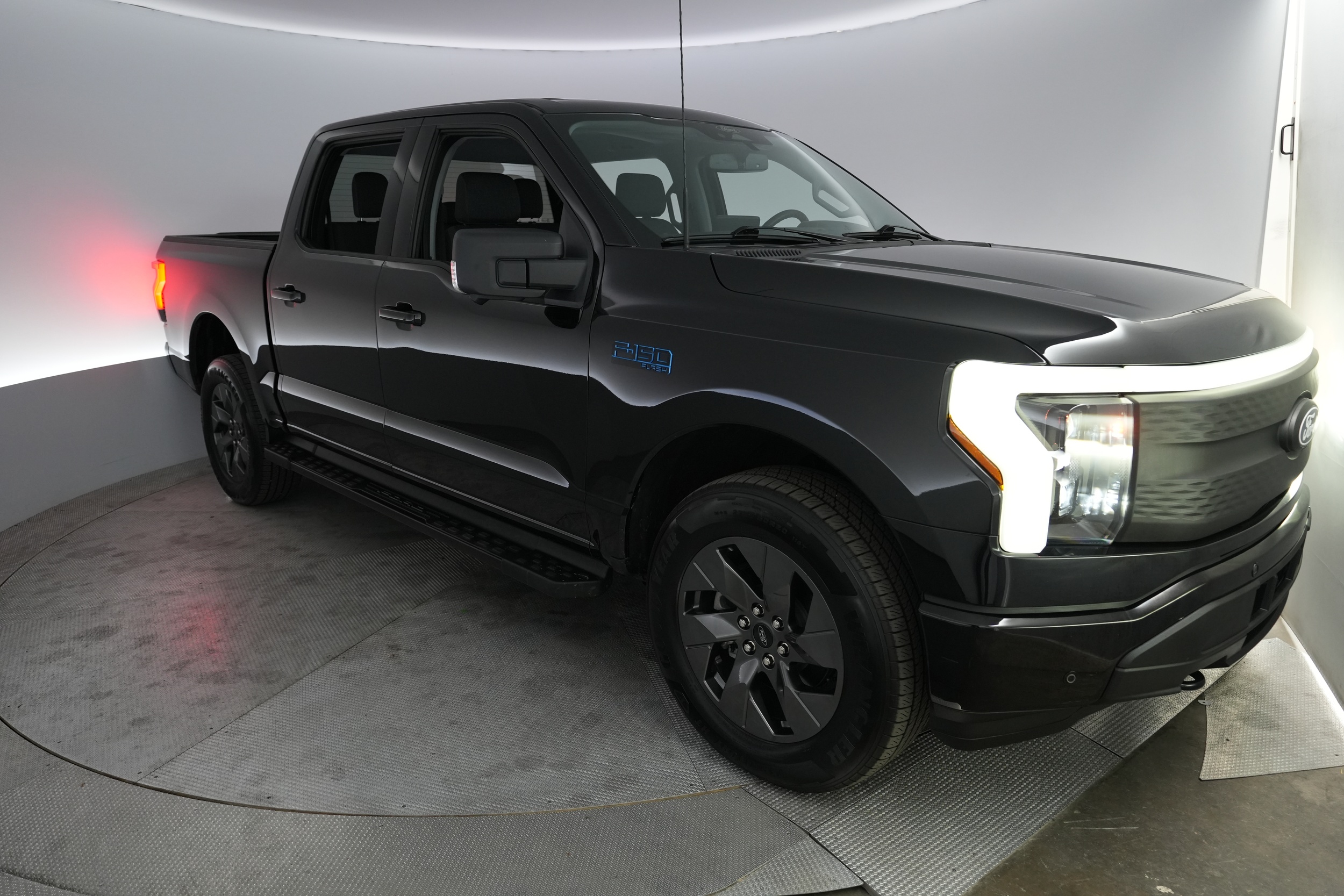 2024 Ford F-150 Lightning