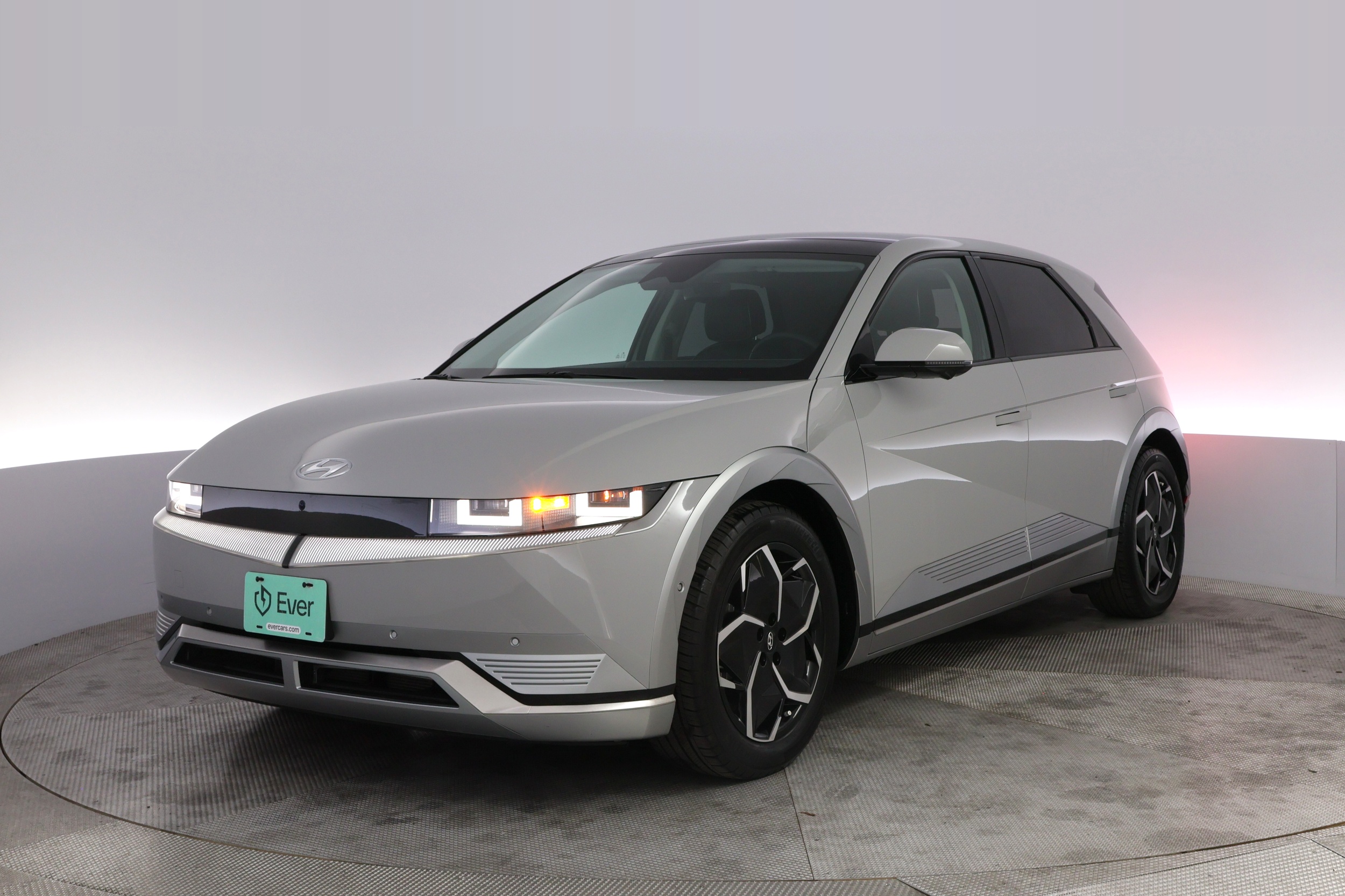 2024 Hyundai Ioniq 5 Limited RWD's photo