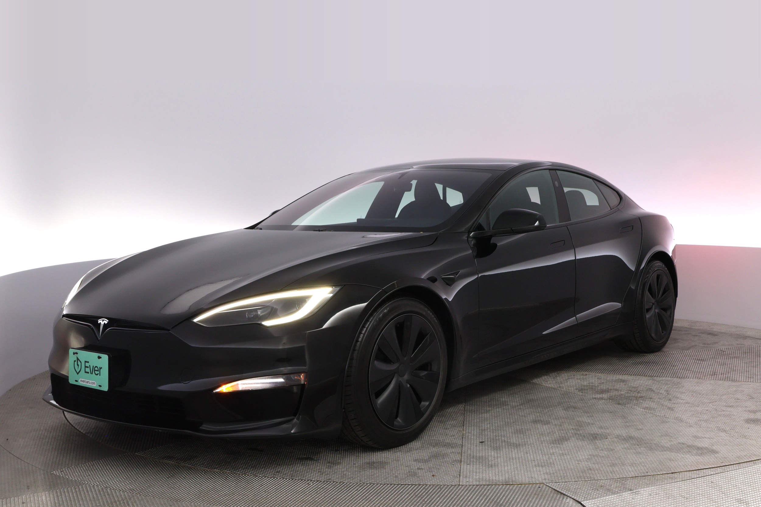 2023 Tesla Model S Standard Range's photo