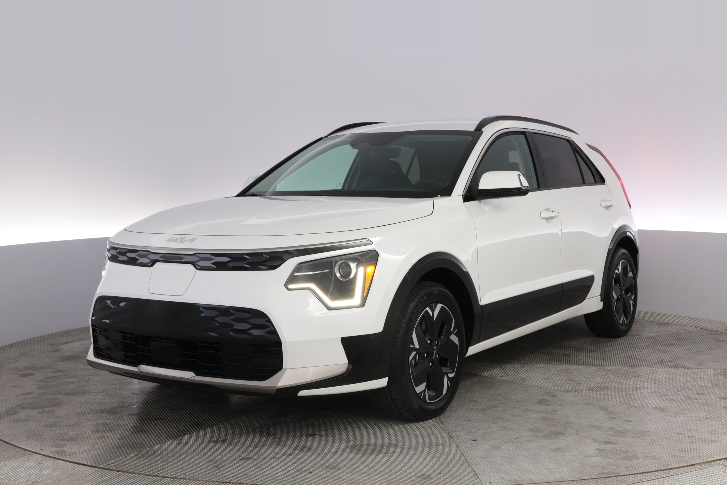 2024 Kia Niro Wind EV's photo