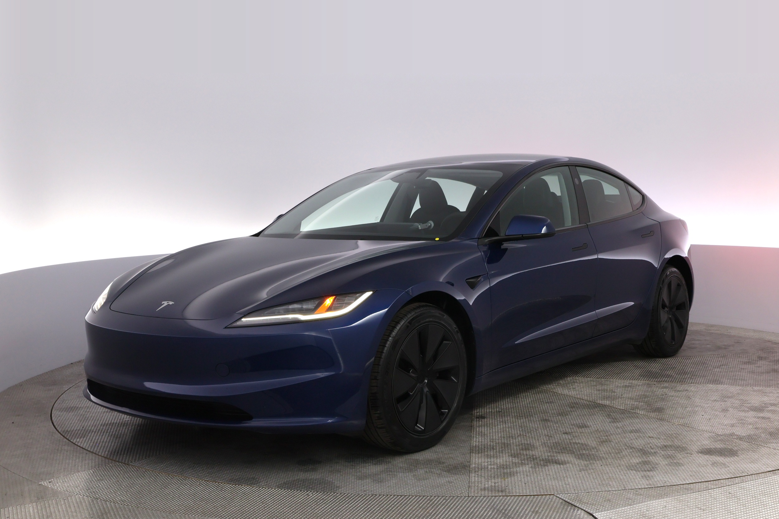 2025 Tesla Model 3 Long Range's photo