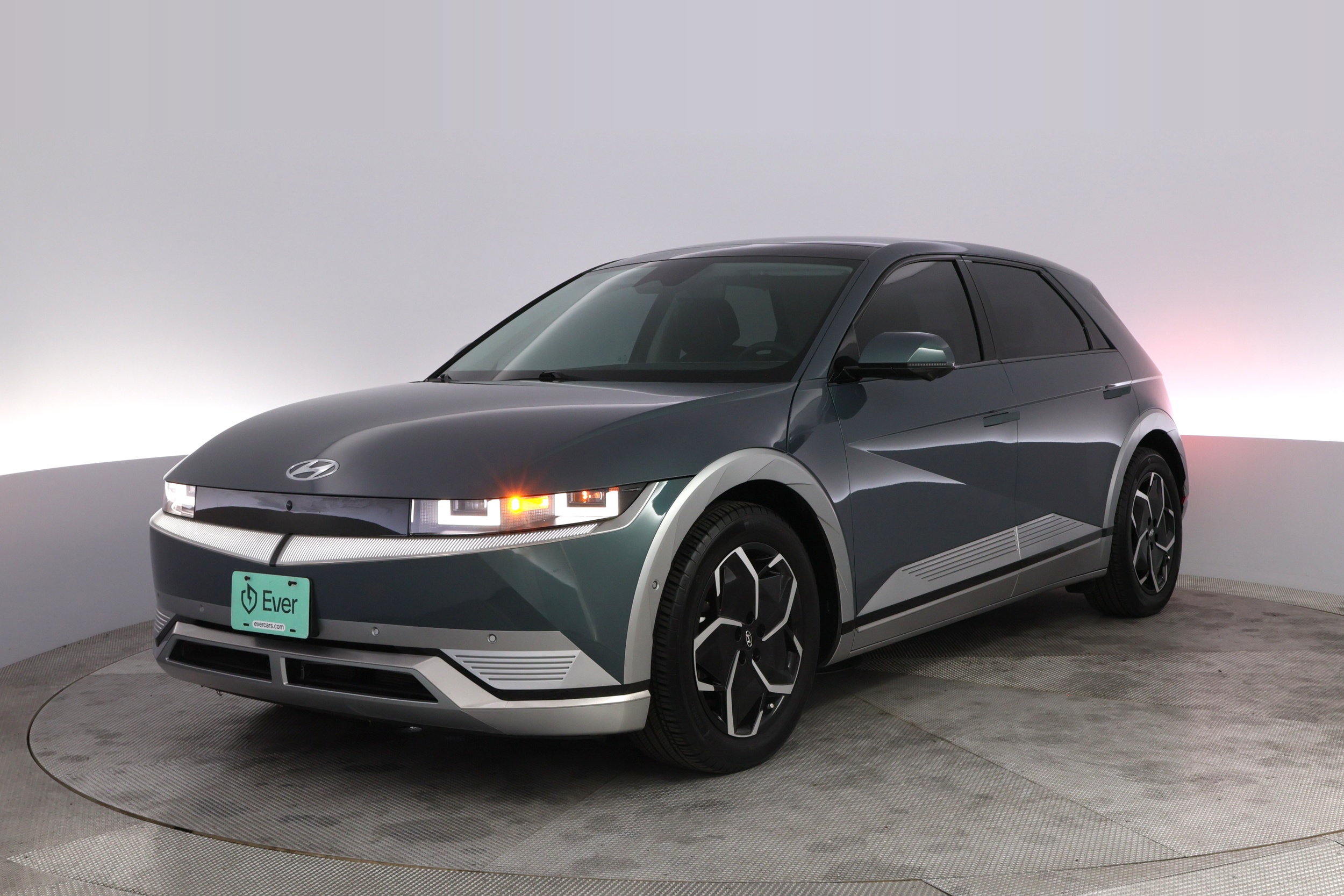 2024 Hyundai Ioniq 5 Limited RWD's photo