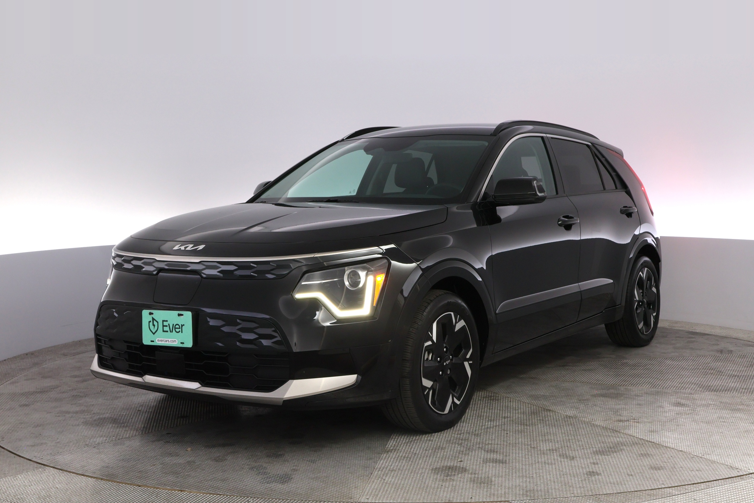 2023 Kia Niro Wind EV's photo
