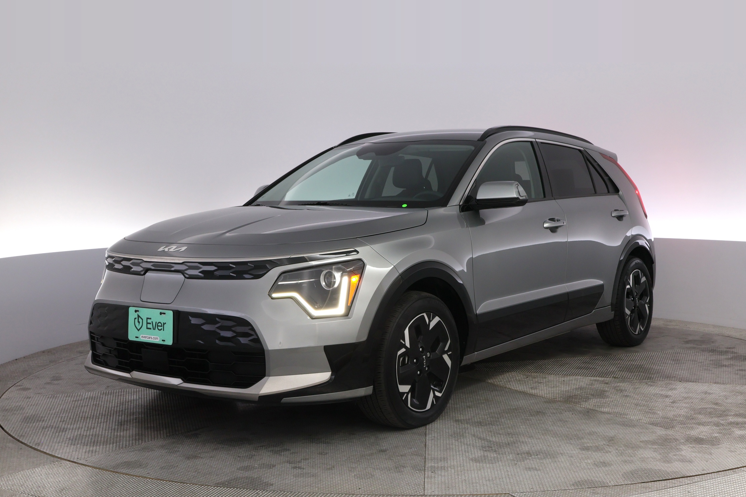 2023 Kia Niro Wind EV's photo
