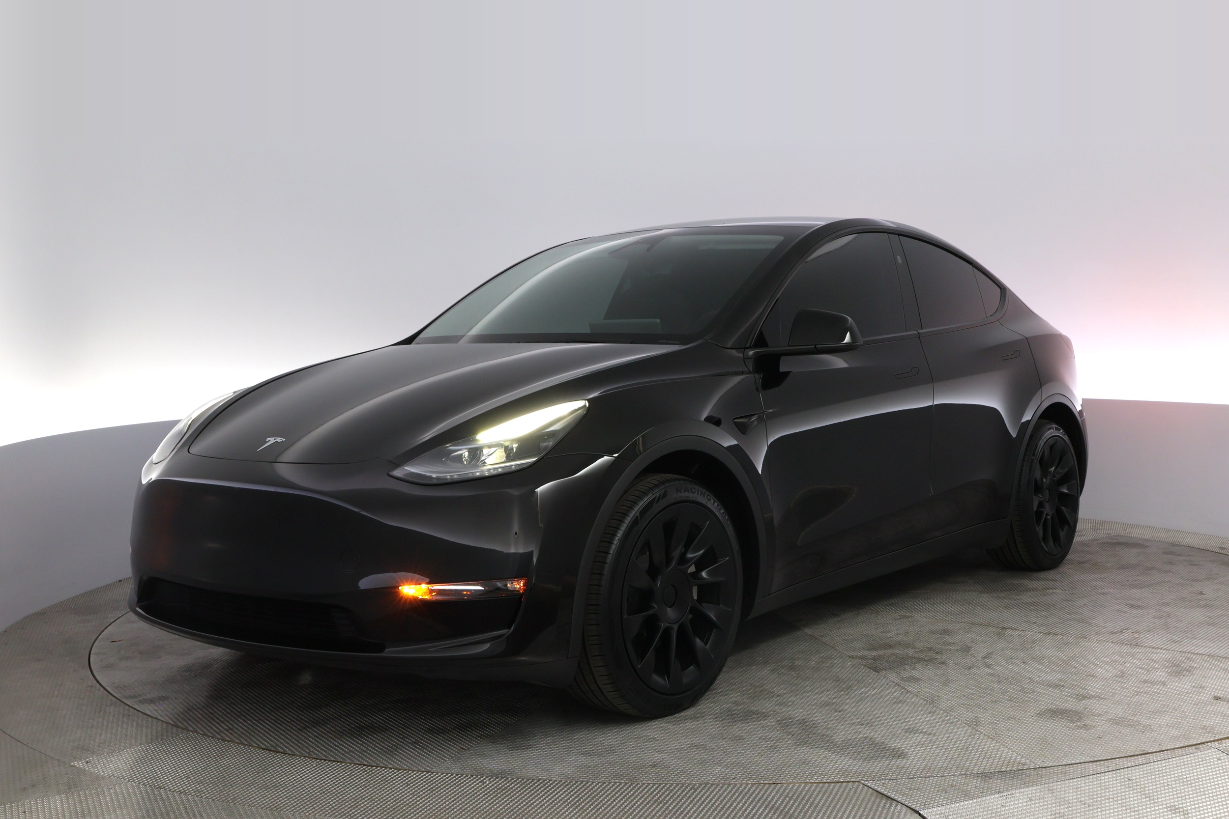 2024 Tesla Model Y Long Range Dual Motor All-Wheel Drive's photo