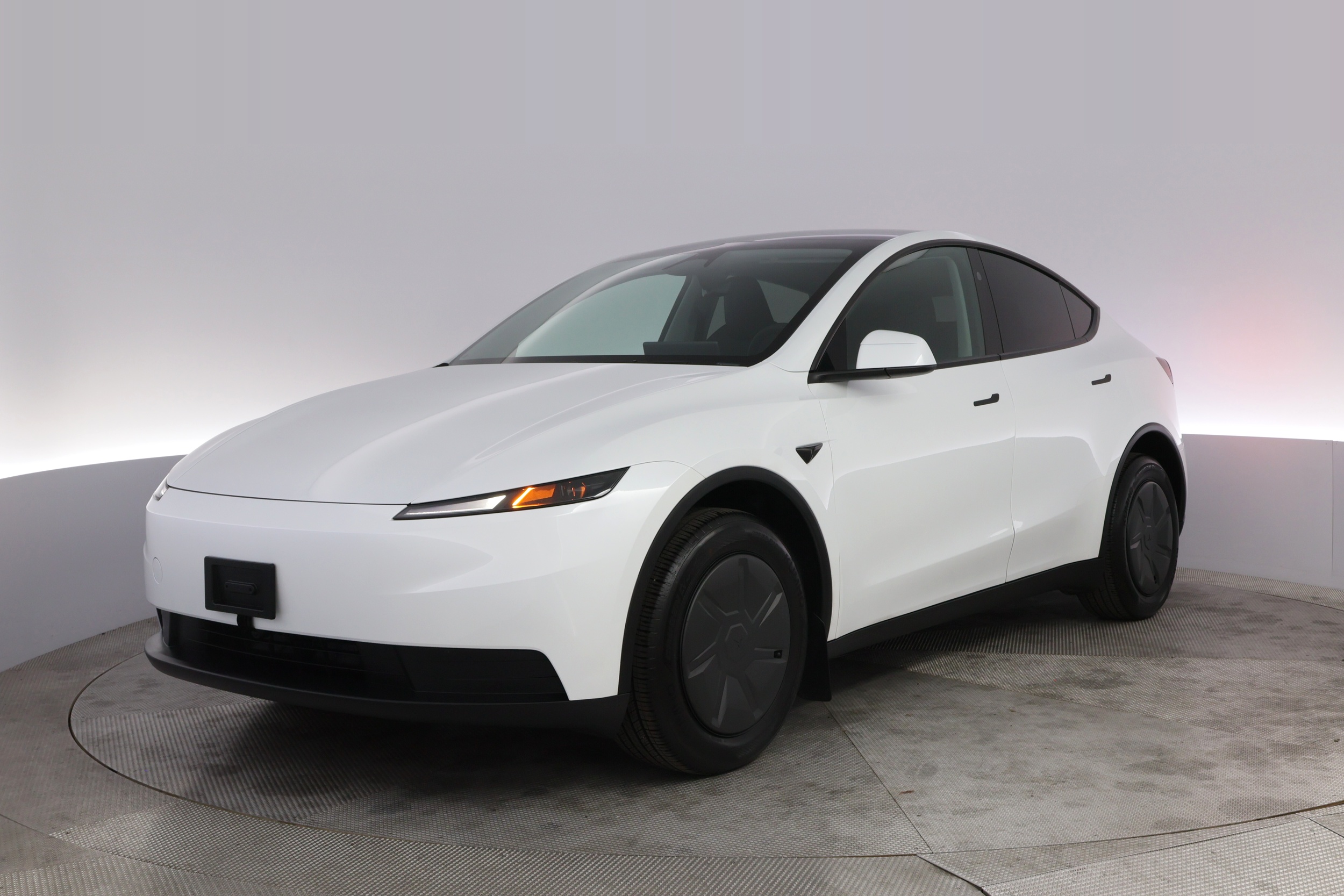 2026 Tesla Model Y Premium Rear Wheel Drive's photo