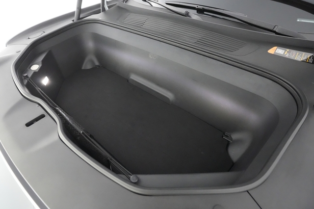 2023 Rivian R1S