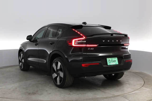 2022 Volvo C40 Recharge