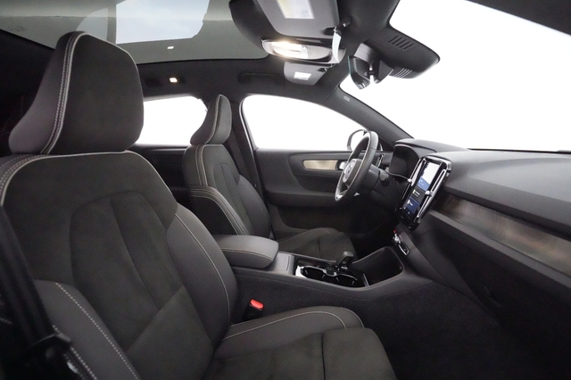 2022 Volvo C40 Recharge