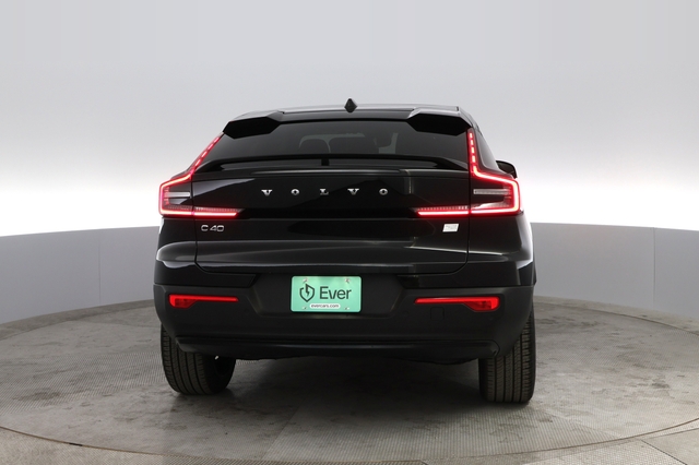 2022 Volvo C40 Recharge