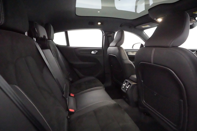 2022 Volvo C40 Recharge