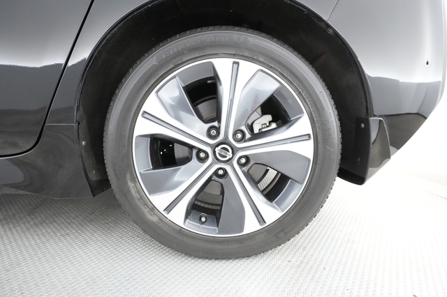 2018 Nissan LEAF