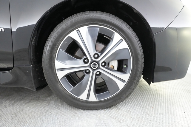 2018 Nissan LEAF