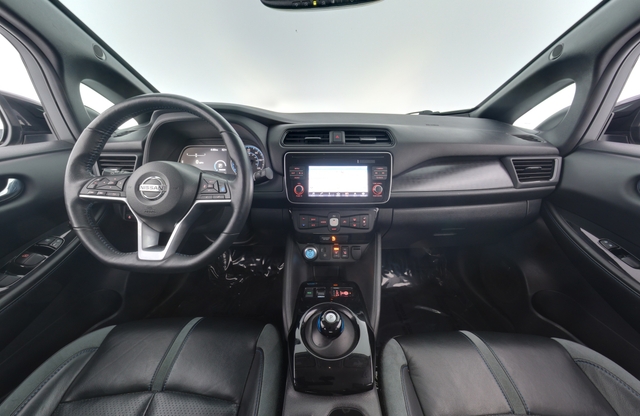 2018 Nissan LEAF