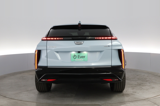 2024 Cadillac LYRIQ