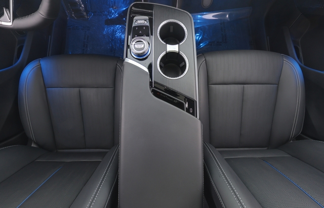 2024 Cadillac LYRIQ