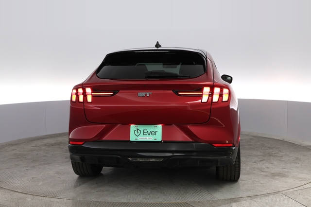 2022 Ford Mustang Mach-E