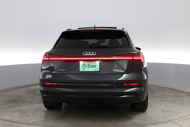 2021 Audi e-tron
