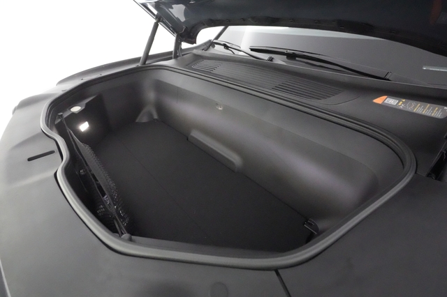 2022 Rivian R1S