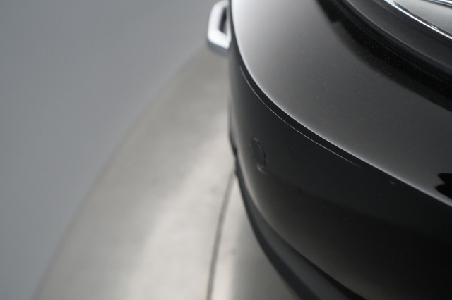 2022 Rivian R1S