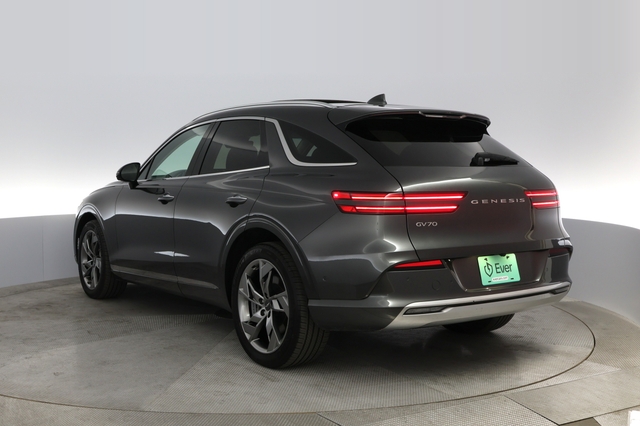 2023 Genesis Electrified GV70