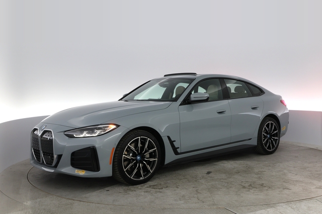 2022 BMW i4