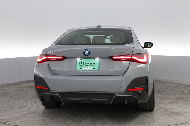 2022 BMW i4