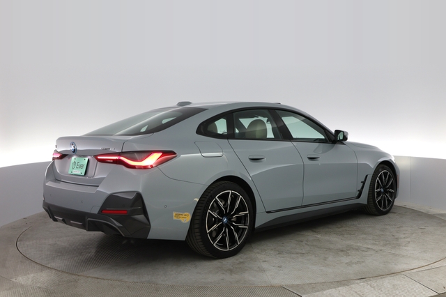 2022 BMW i4