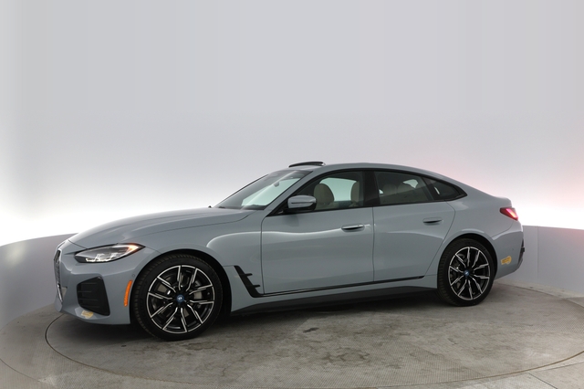 2022 BMW i4