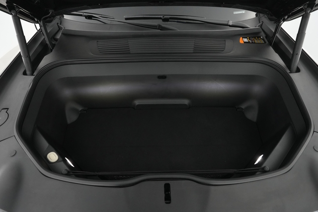 2022 Rivian R1S