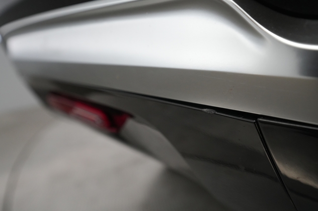 2022 Rivian R1S
