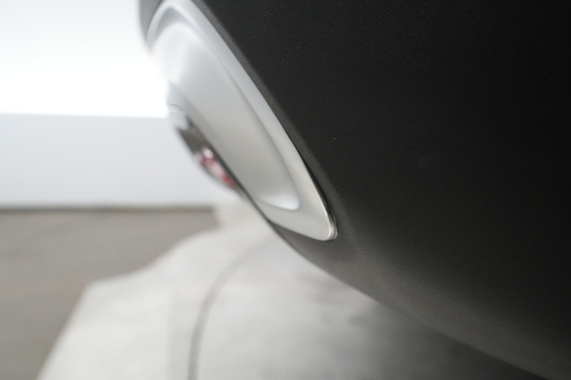 2022 Rivian R1S