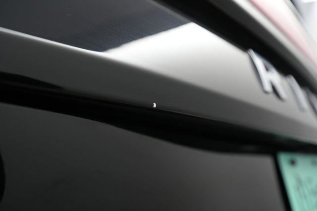 2022 Rivian R1S