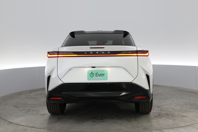 2023 Lexus RZ