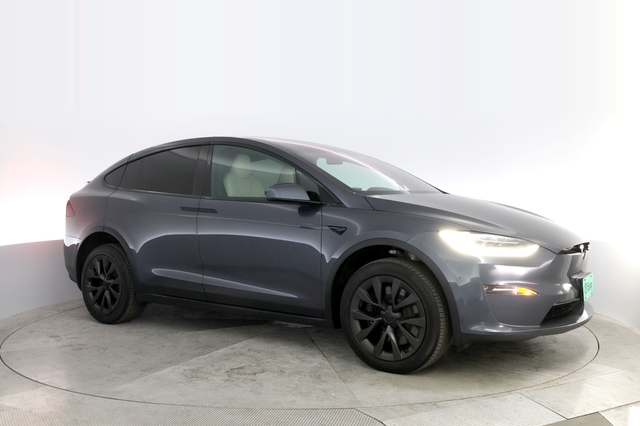 2022 Tesla Model X