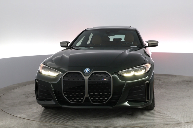 2022 BMW i4